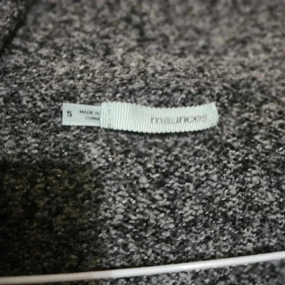 Maurices Dark Heather Gray Cardigan - Size Small - Picture 2 of 3